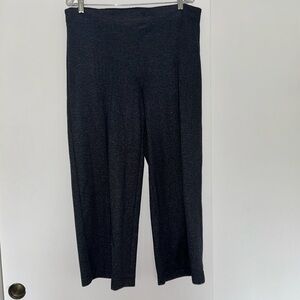 LOFT Black Ankle Cropped Pants Relaxed Fit
